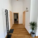 Apartamento Moderne Apartments Mit Balkon Bergblick & Teilweisem Seeblick Ruhige Lage Im Salzkammergut Nahe Attersee *