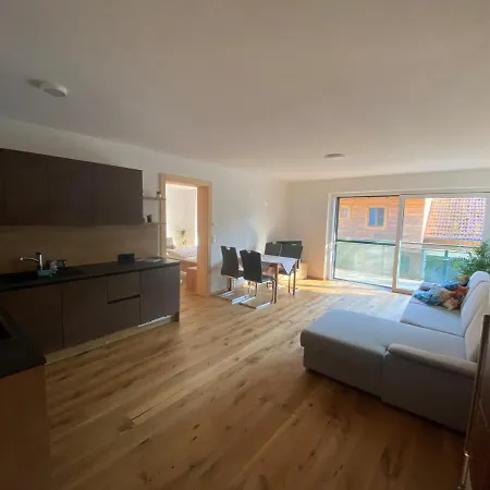 Moderne Am Attersee Dachsteinblick - Ruhige Lage Mit Traumhaften Blick 公寓