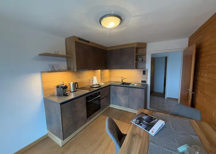 Moderne Am Attersee Dachsteinblick - Ruhige Lage Mit Traumhaften Blick نسدورف ام اترسي